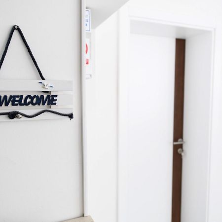Apartments Near Central Beach With Free Parking Makarska Exterior photo