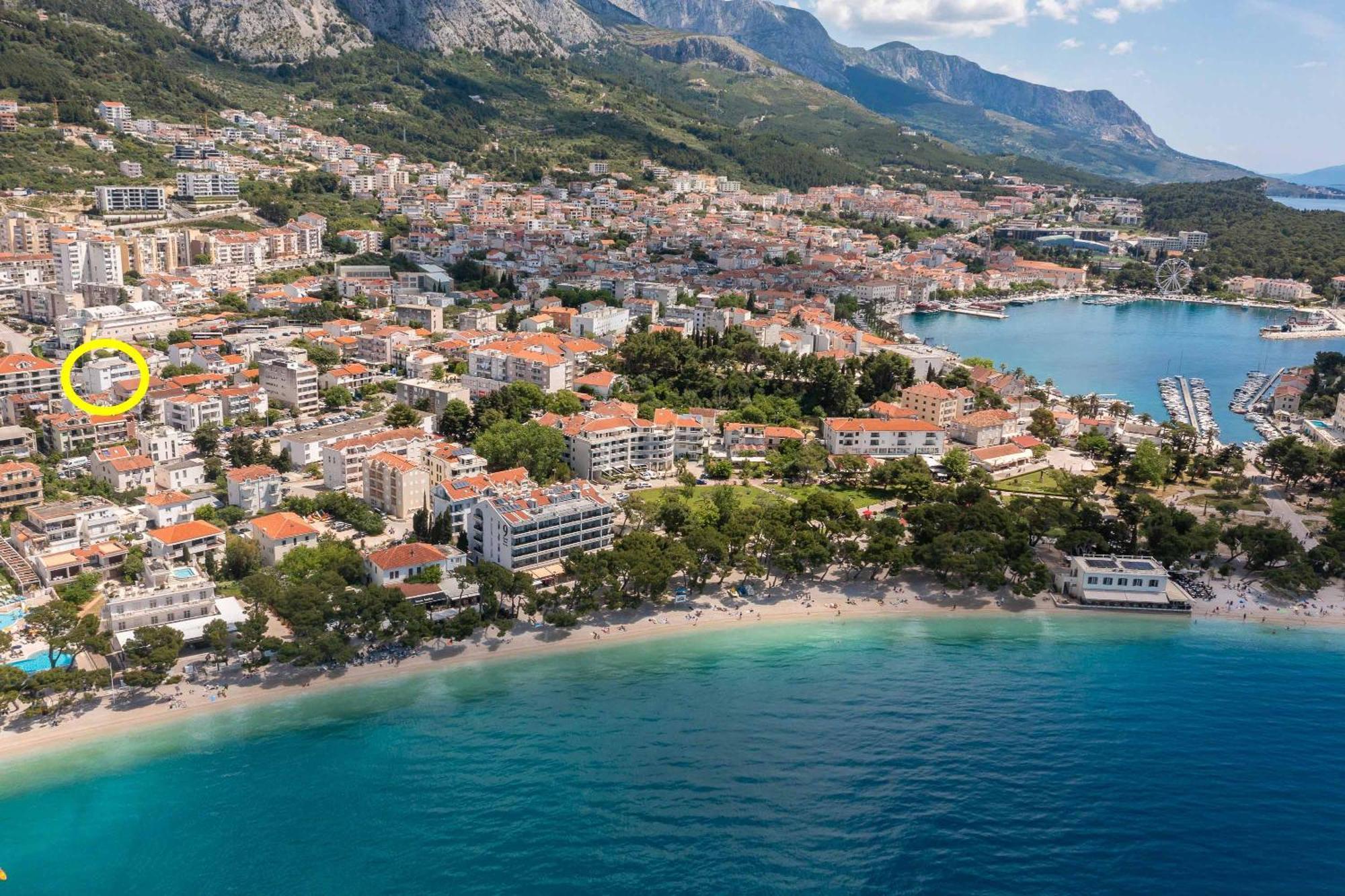 Apartments Near Central Beach With Free Parking Makarska Exterior photo